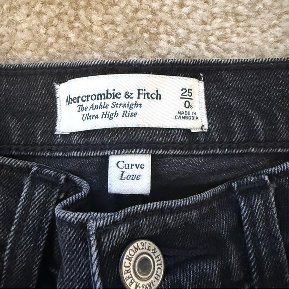 Abercrombie & Fitch The Ankle Straight Ultra High Rise Jeans 25S - Picture 2 of 8